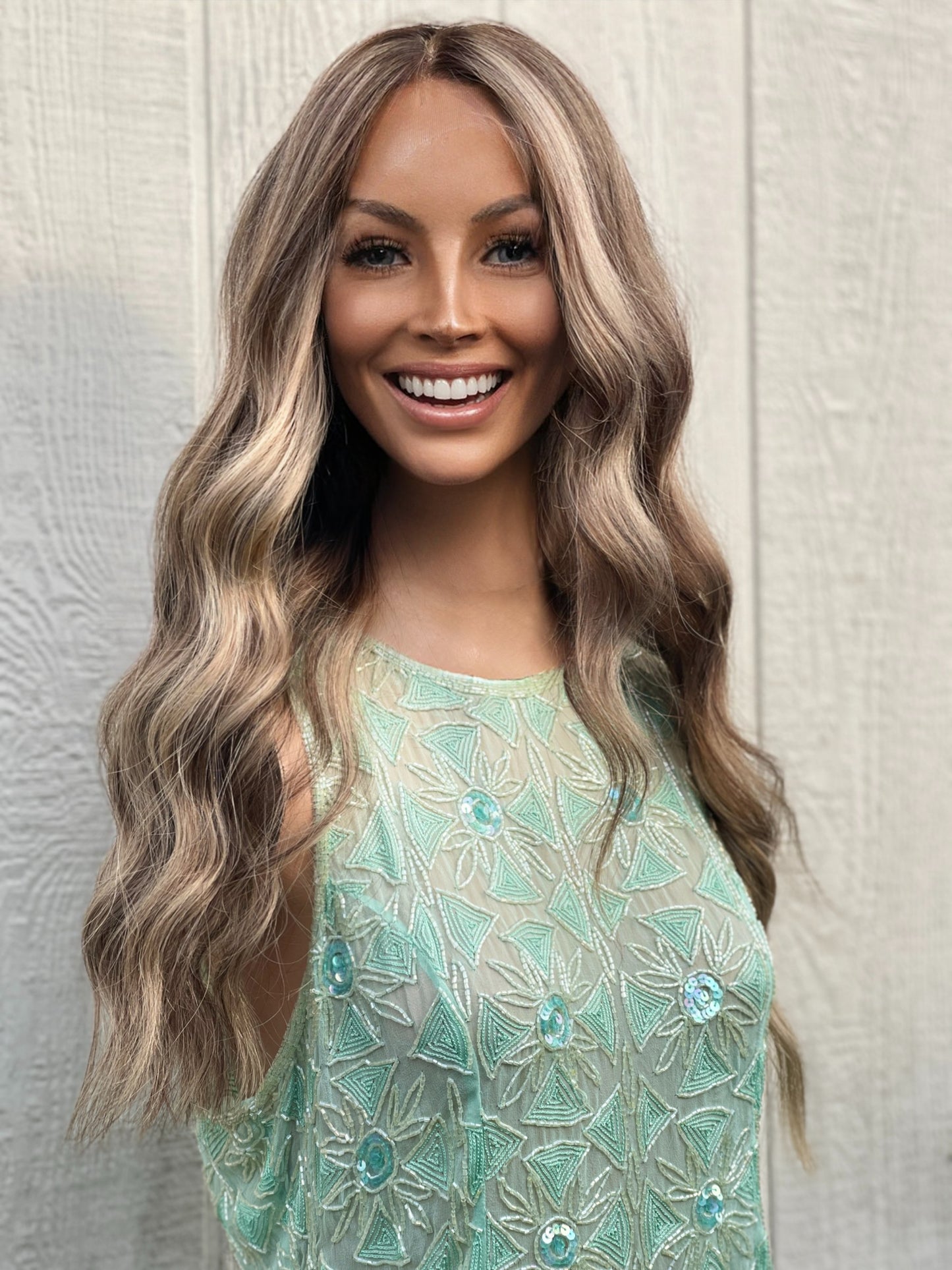 “KIT” 18” Lace Top Wig Blonde Beach Waves Balayage