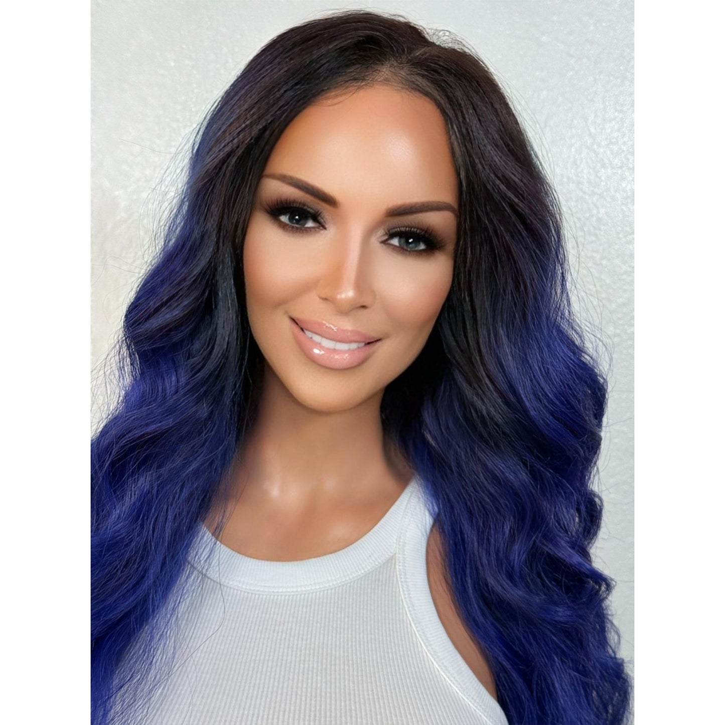 "COBALT" MONOFILAMENT WIG 24" - BLUE