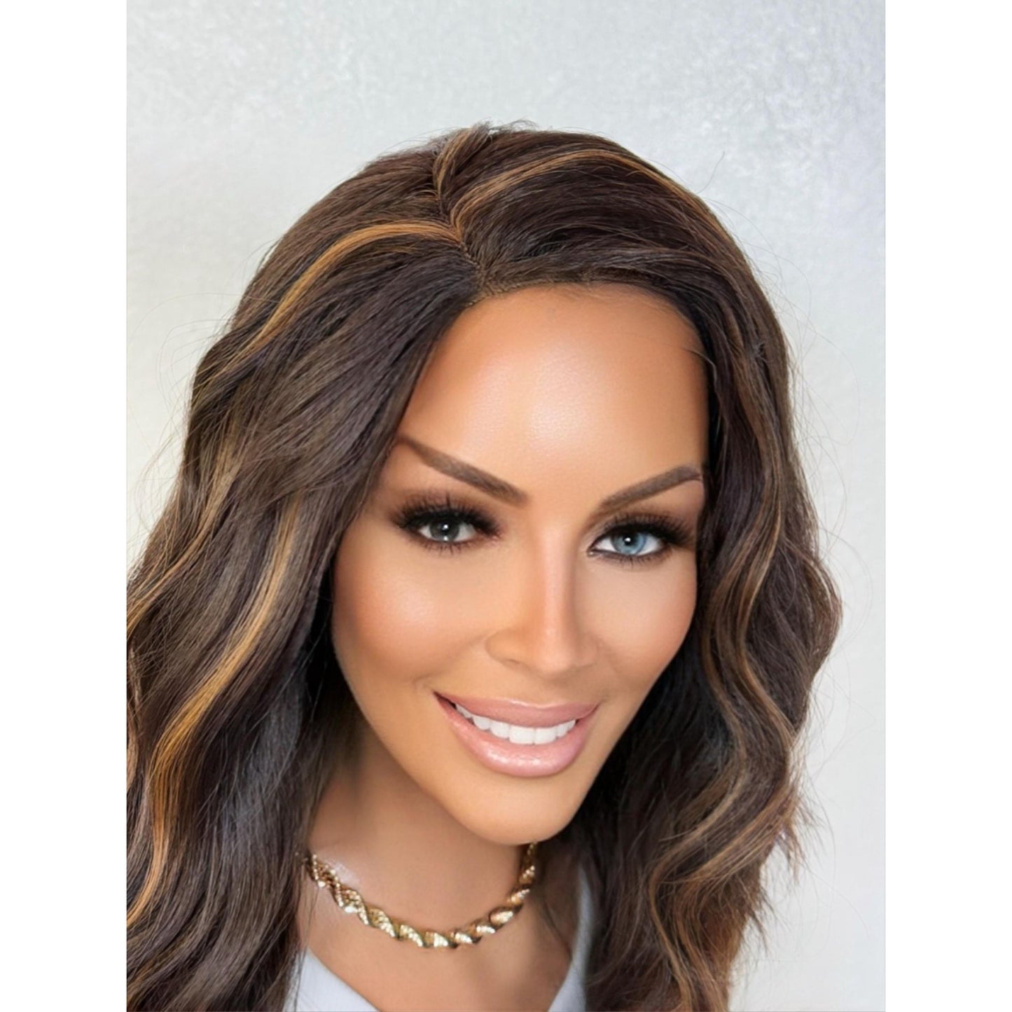 "DARA" LACE FRONT WIG 18" - DARK BROWN