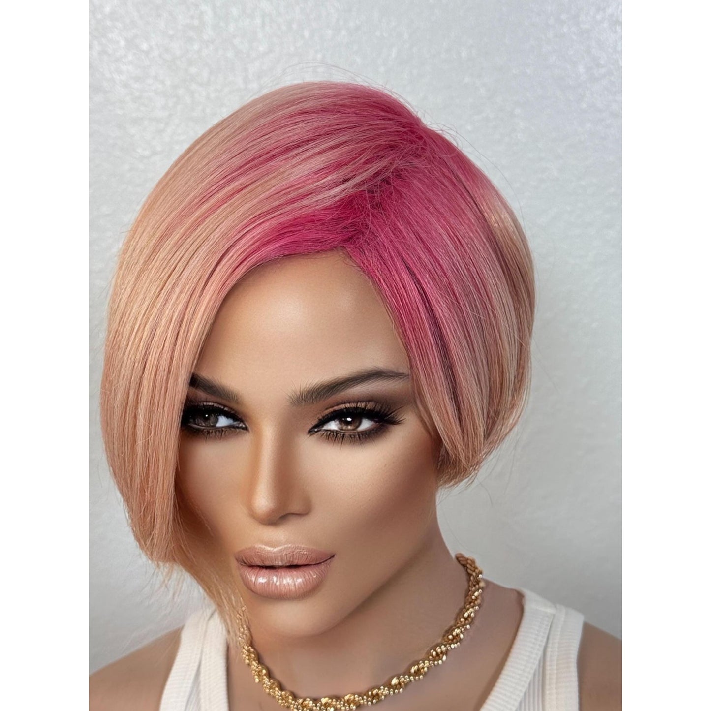 "FRENCHIE" WIG 6" - PINK