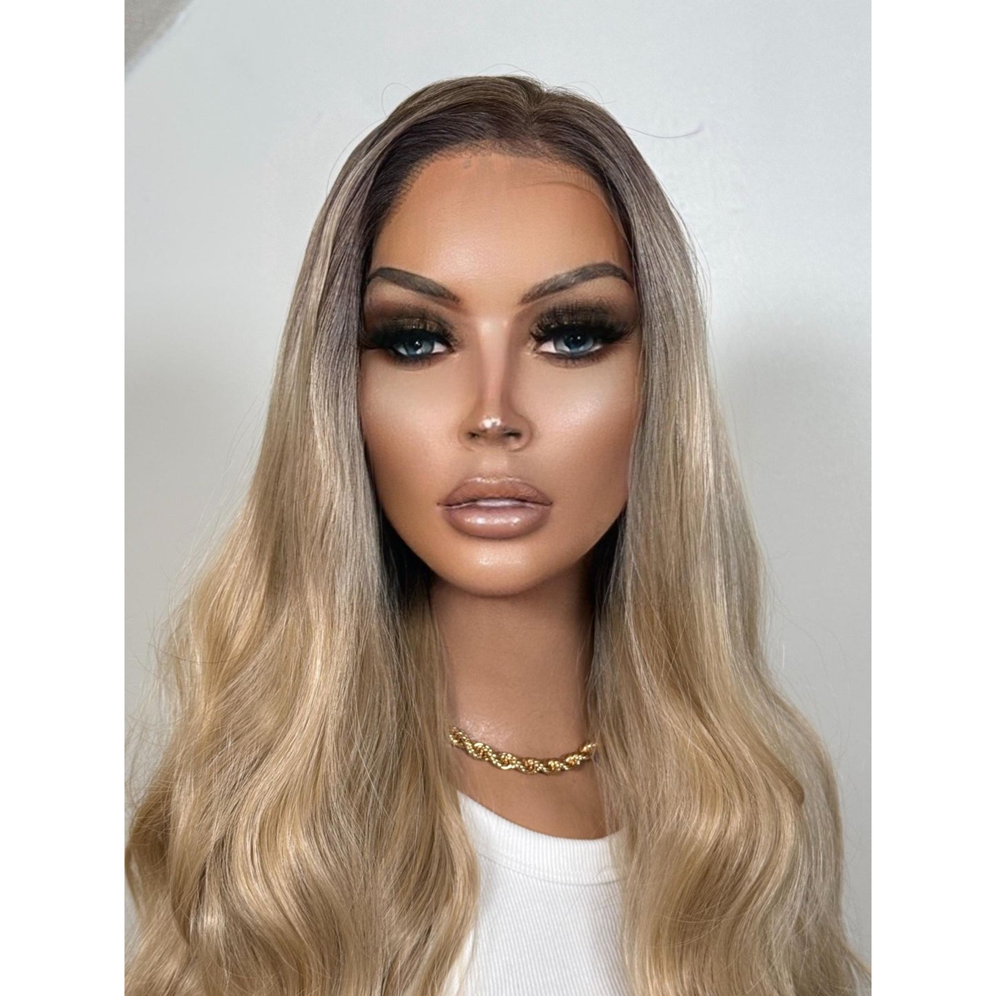 "LOLA" HD INVISIBLE LACE WIG 24" - SUMMER BLONDE