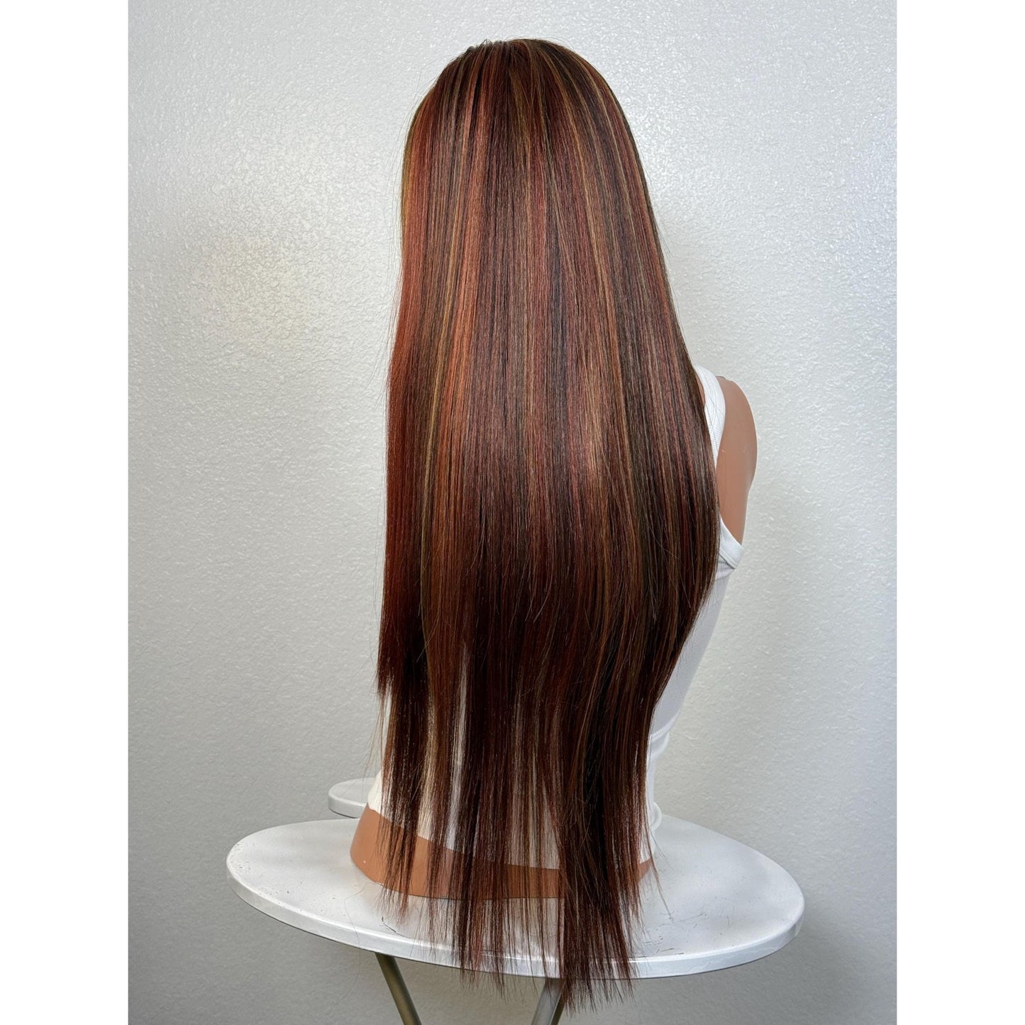 "DILLON" MONOFILAMENT WIG 28" - CHUNKY BROWN