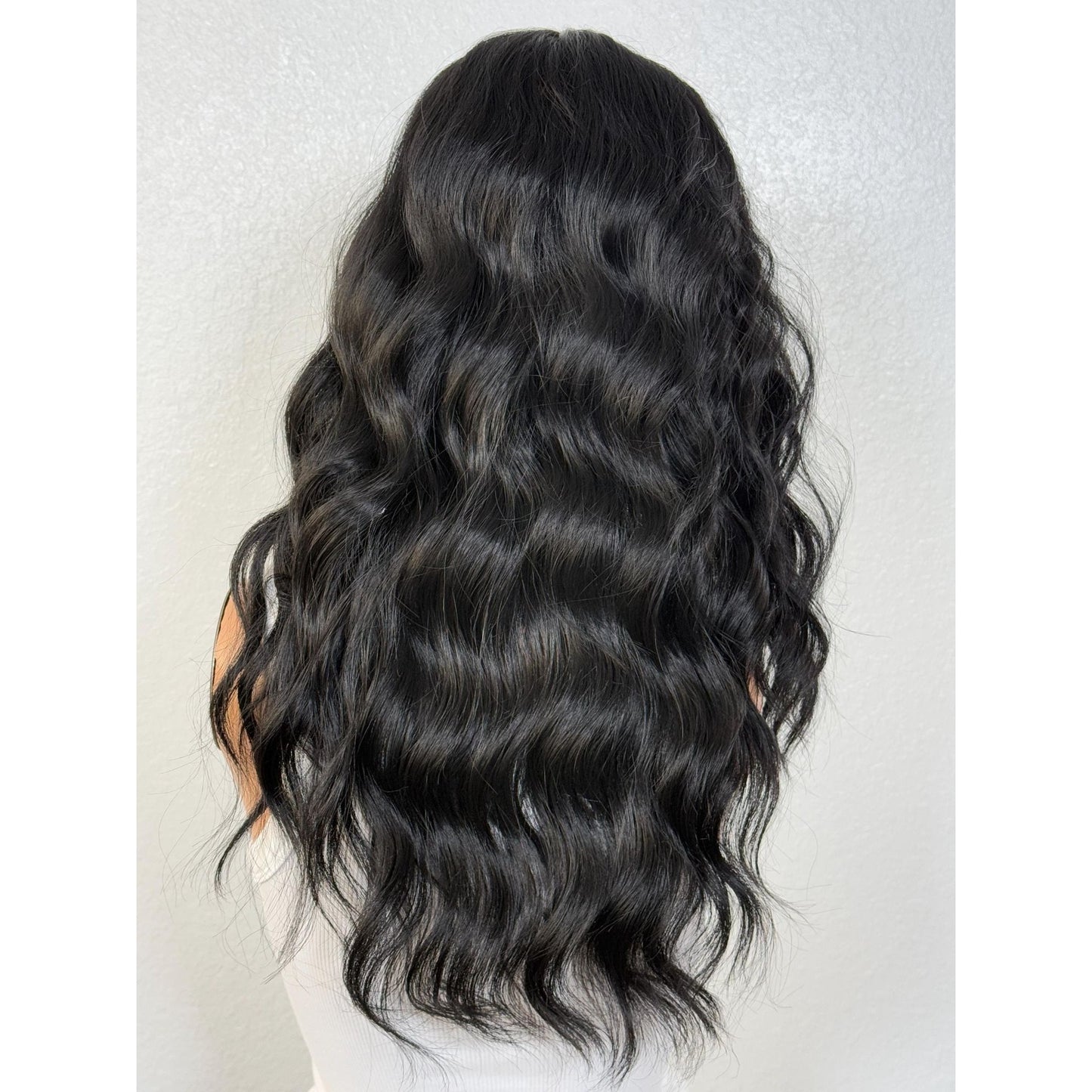 "LYNN" LACE FRONT WIG 18" - JET BLACK