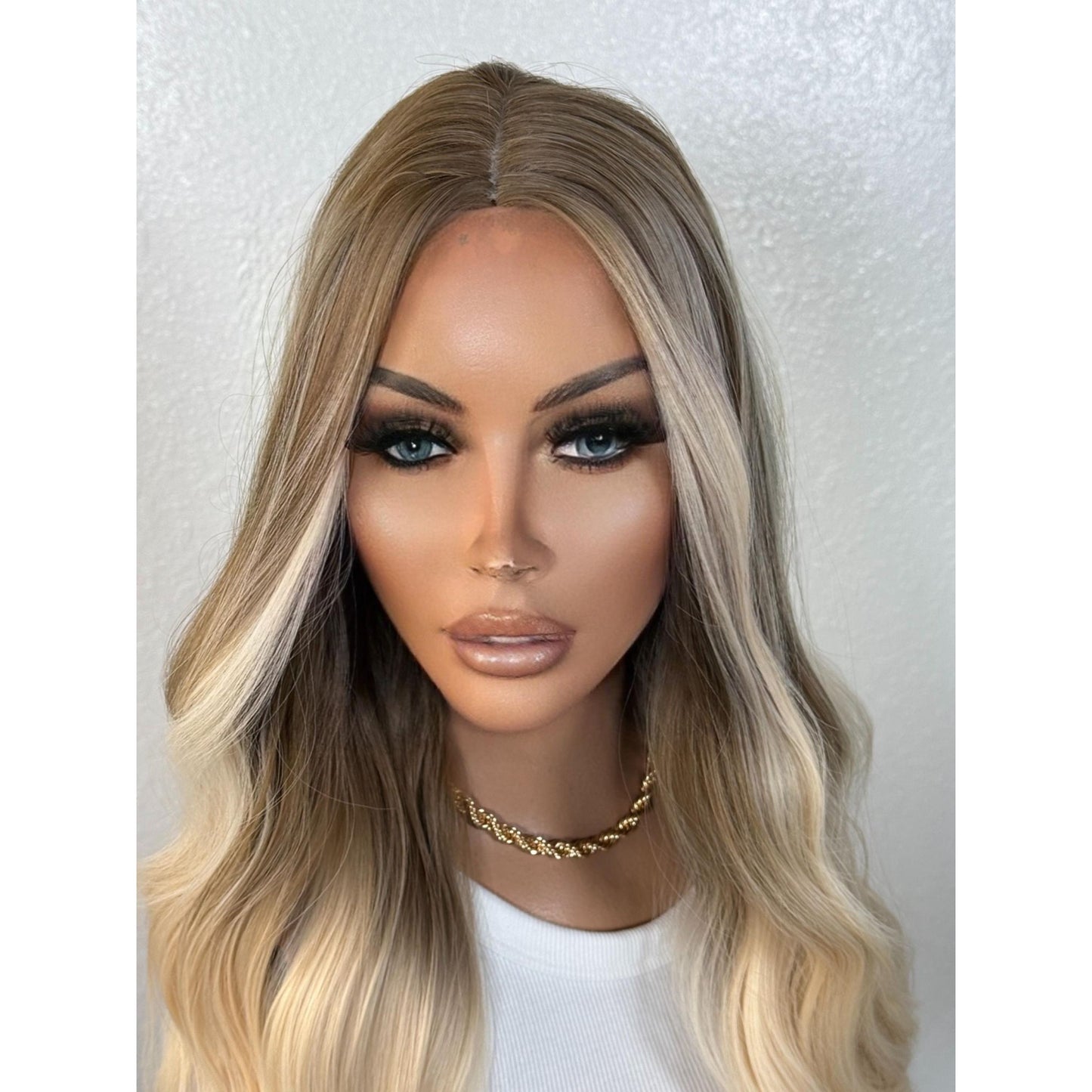 "ILIENE" WIG 20" - BEIGE BLONDE BALAYAGE