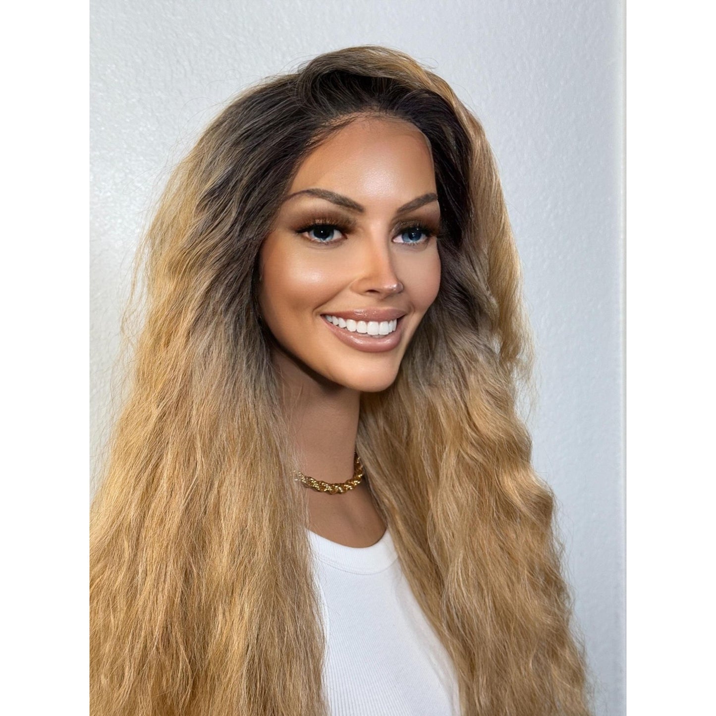 "CELYSE" MONOFILAMENT WIG 26" - ROOTY BLONDE