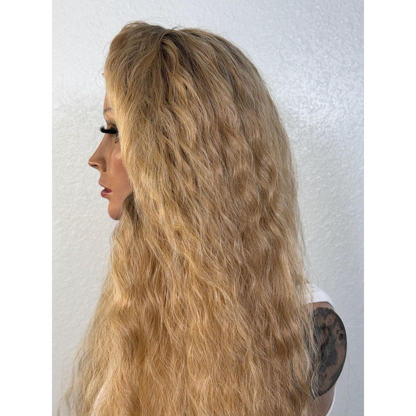 "CELYSE" MONOFILAMENT WIG 26" - ROOTY BLONDE