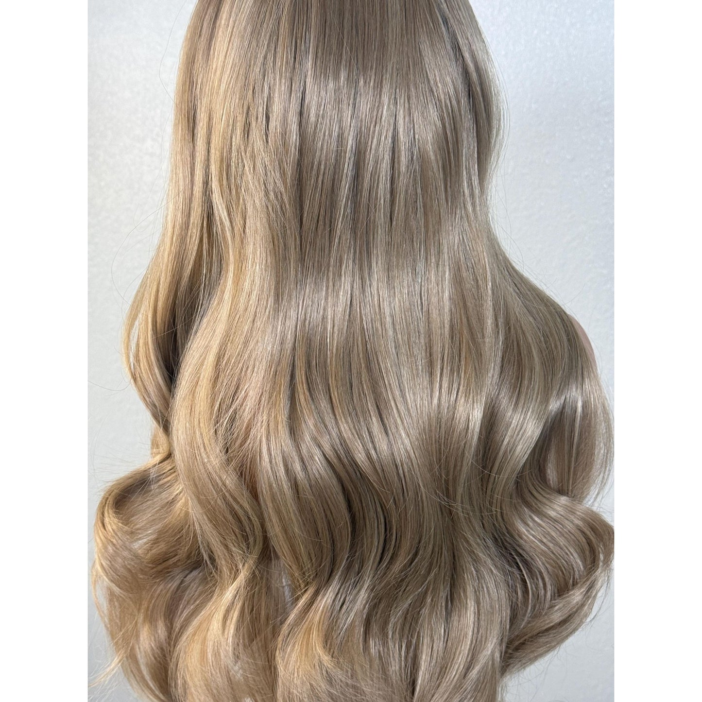 "EDEN" HD INVISIBLE LACE WIG 26" - BEIGE BLONDE