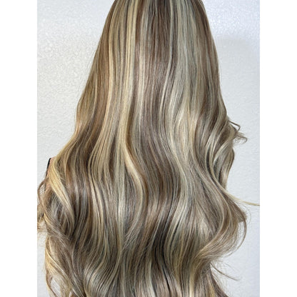 "BRAUNWYN" HD INVISIBLE LACE WIG 28" - SAND BLONDE