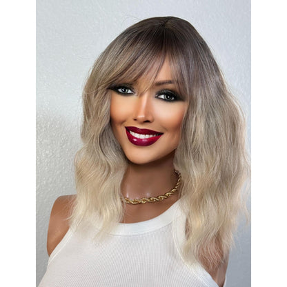 "HARLOWE" WIG 12" - LIGHT BLONDE