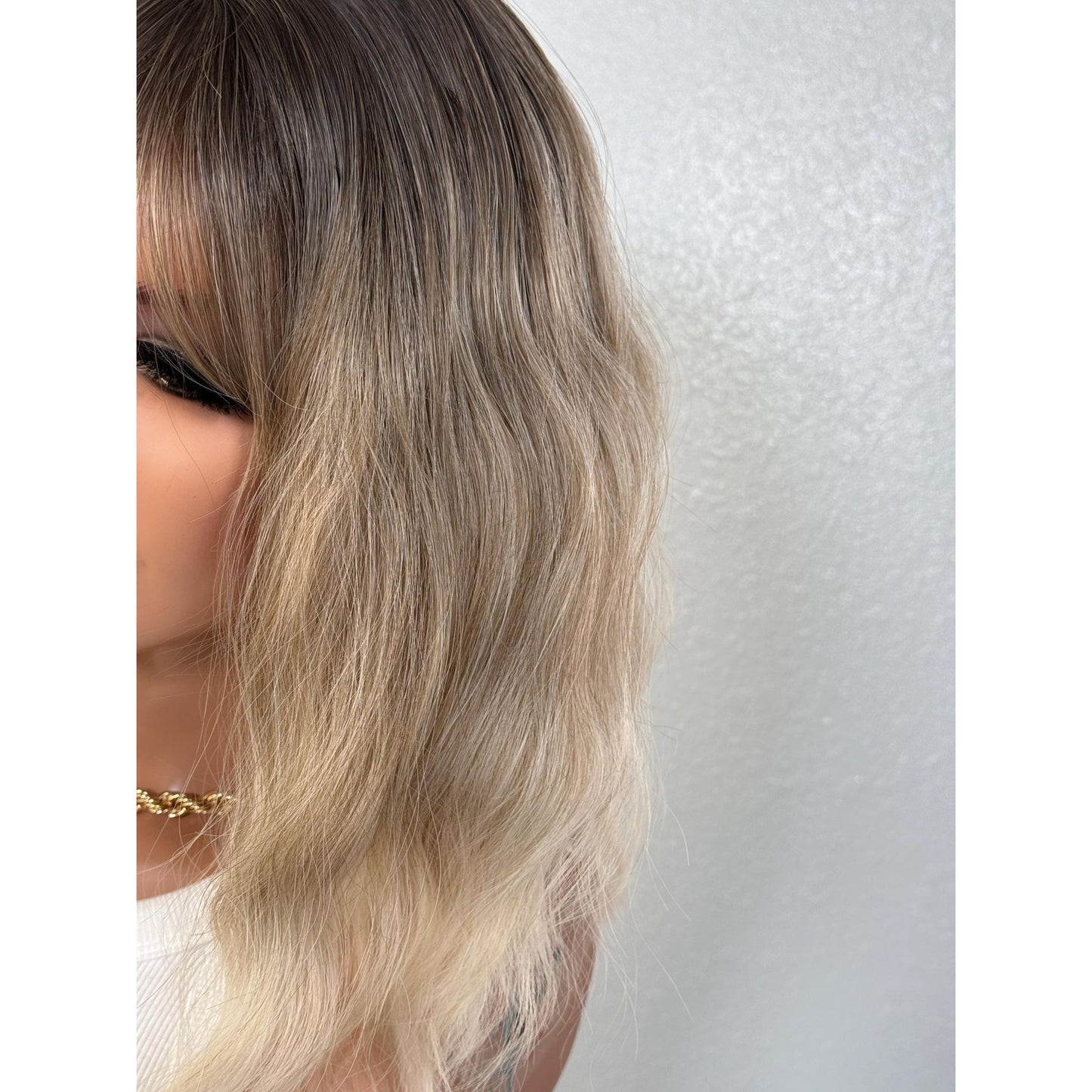 "HARLOWE" WIG 12" - LIGHT BLONDE