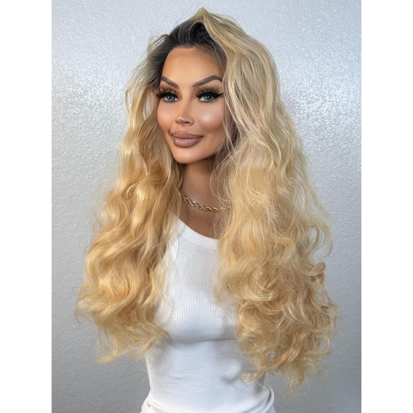 "PAMELA" HD INVISIBLE LACE WIG 22" - OMBRE BLONDE