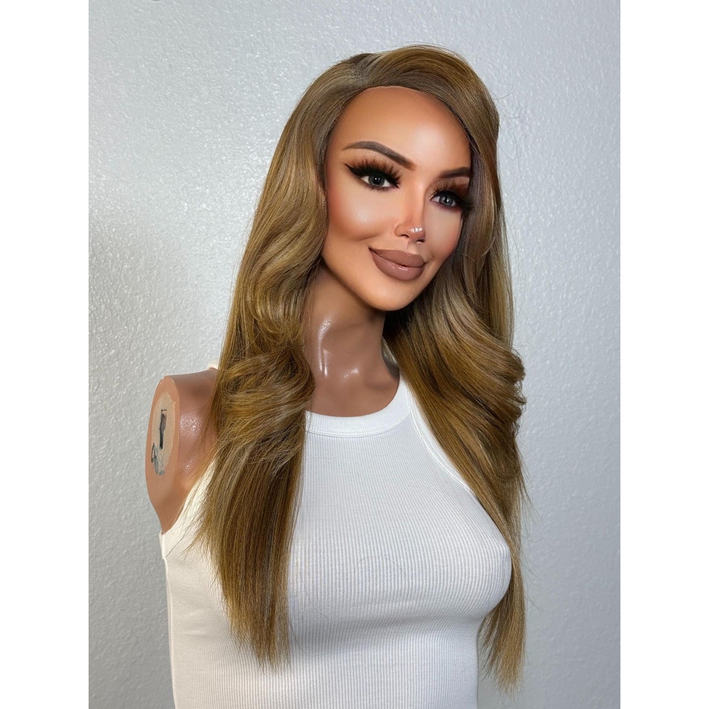 "JAZZ" LACE FRONT WIG 18" - DARK BLONDE