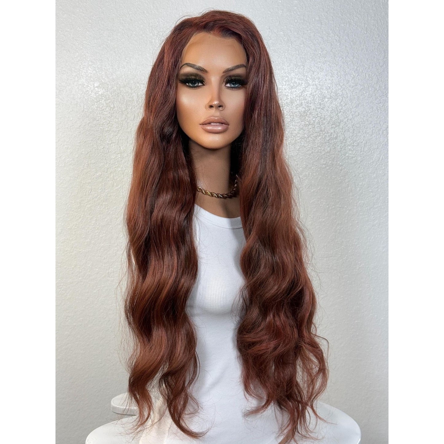 "CASSIDY" MONOFILAMENT WIG 26" - RICH AUBURN