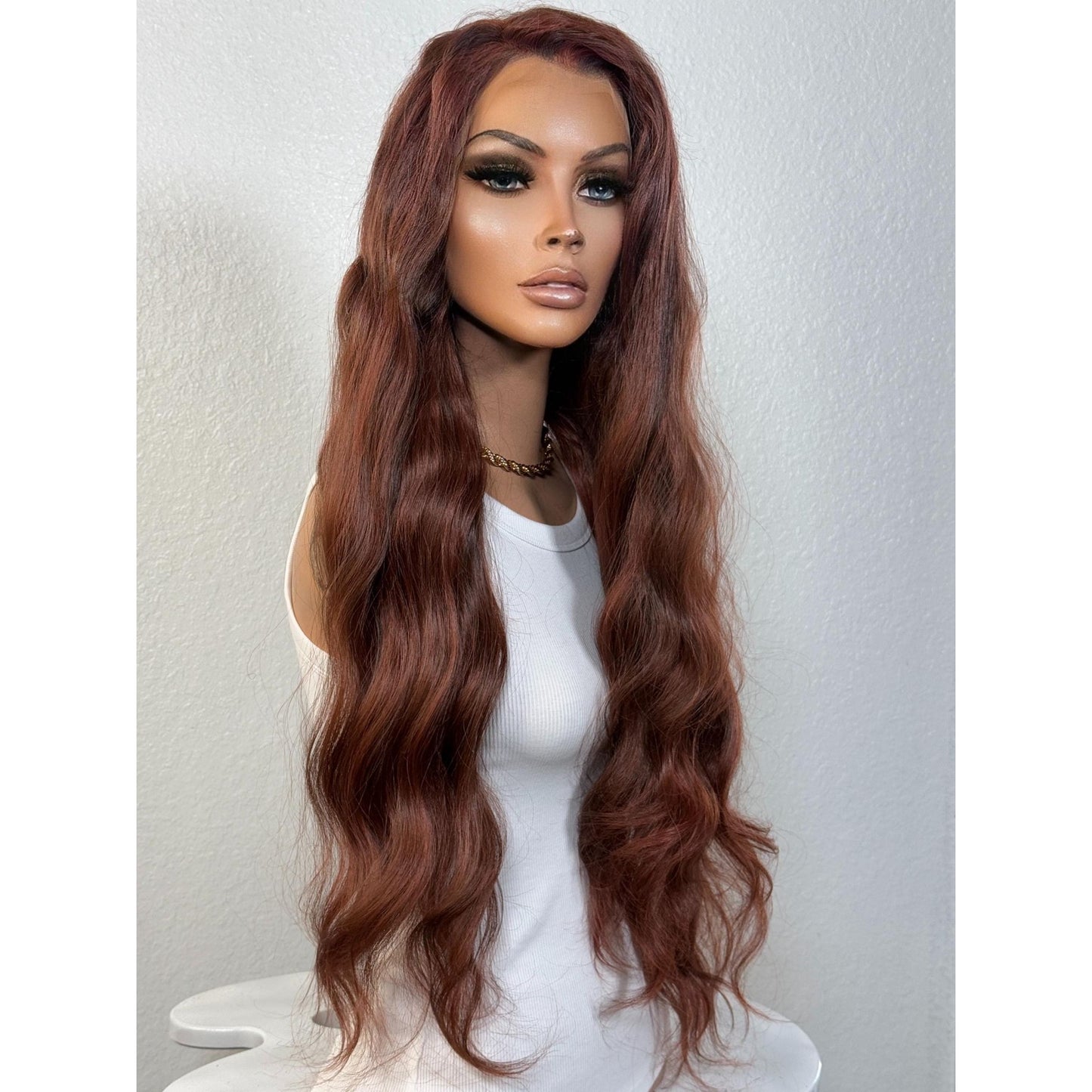 "CASSIDY" MONOFILAMENT WIG 26" - RICH AUBURN